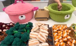 Giới trẻ Trung Quốc chi tiền cho đồ chơi tuổi thơ